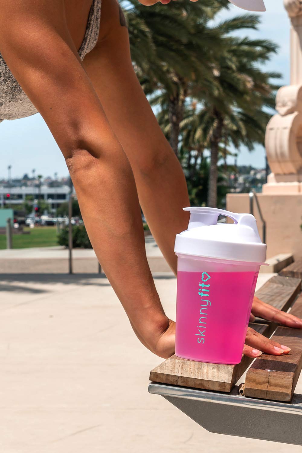 SkinnyFit Super Shaker Bottle 20oz. BPA free with Mixing Grid Technology, Leak Proof SkinnyFitBuy Supplements Australia