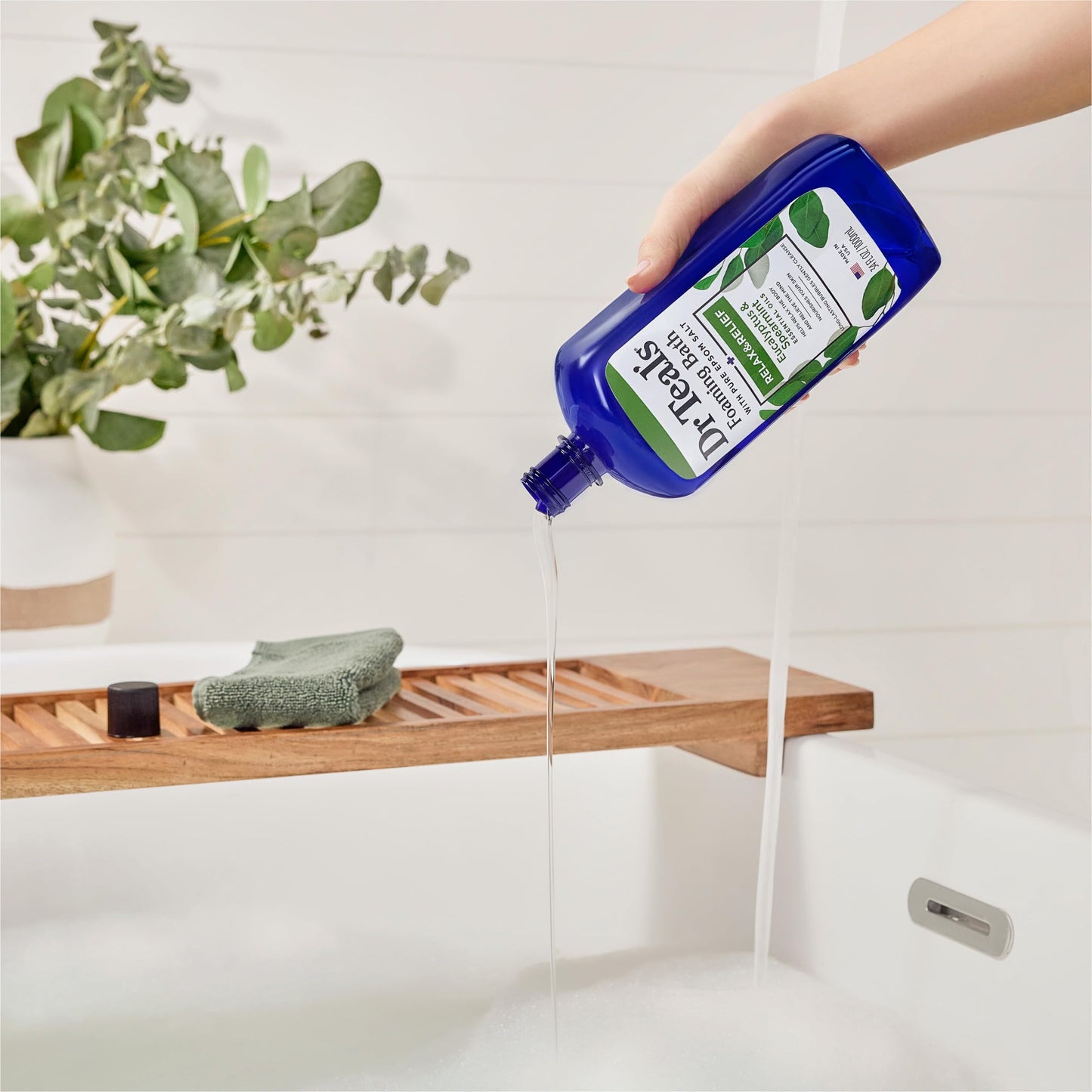 Dr Teal's Foaming Bath with Pure Epsom Salt, Relax & Relief with Eucalyptus & Spearmint Dr Teal'sBuy Supplements Australia
