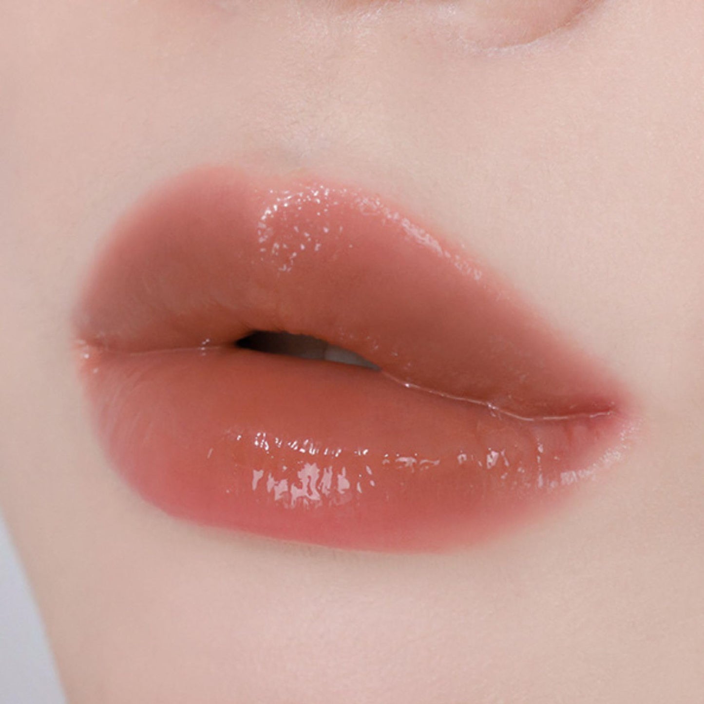 Daisy Doll Lip Stealer 3-in-1 Juicy Lip Stain+ Lip Oil for Women for Hydrating Lip Balm & Tinted Lip Gloss with Vitamin E & Shea Butter, Moisturizing Lip Gloss, Red-Brown Lipstick, Made in Japan - Maple Wellness Supplements