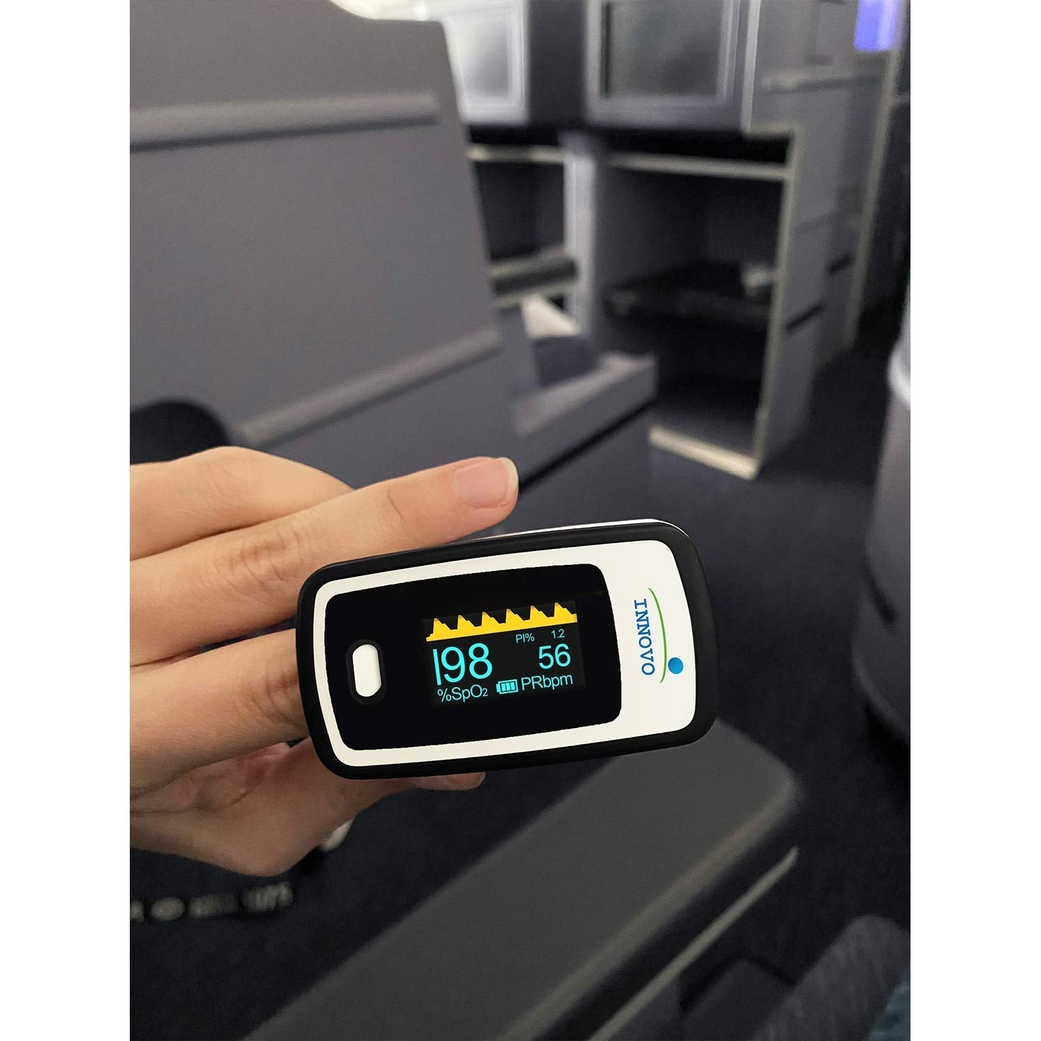 Innovo Deluxe iP900AP Fingertip Pulse Oximeter Blood Oxygen Saturation Monitor with Alarm, Plethysmograph and Perfusion Index - Maple Wellness Supplements