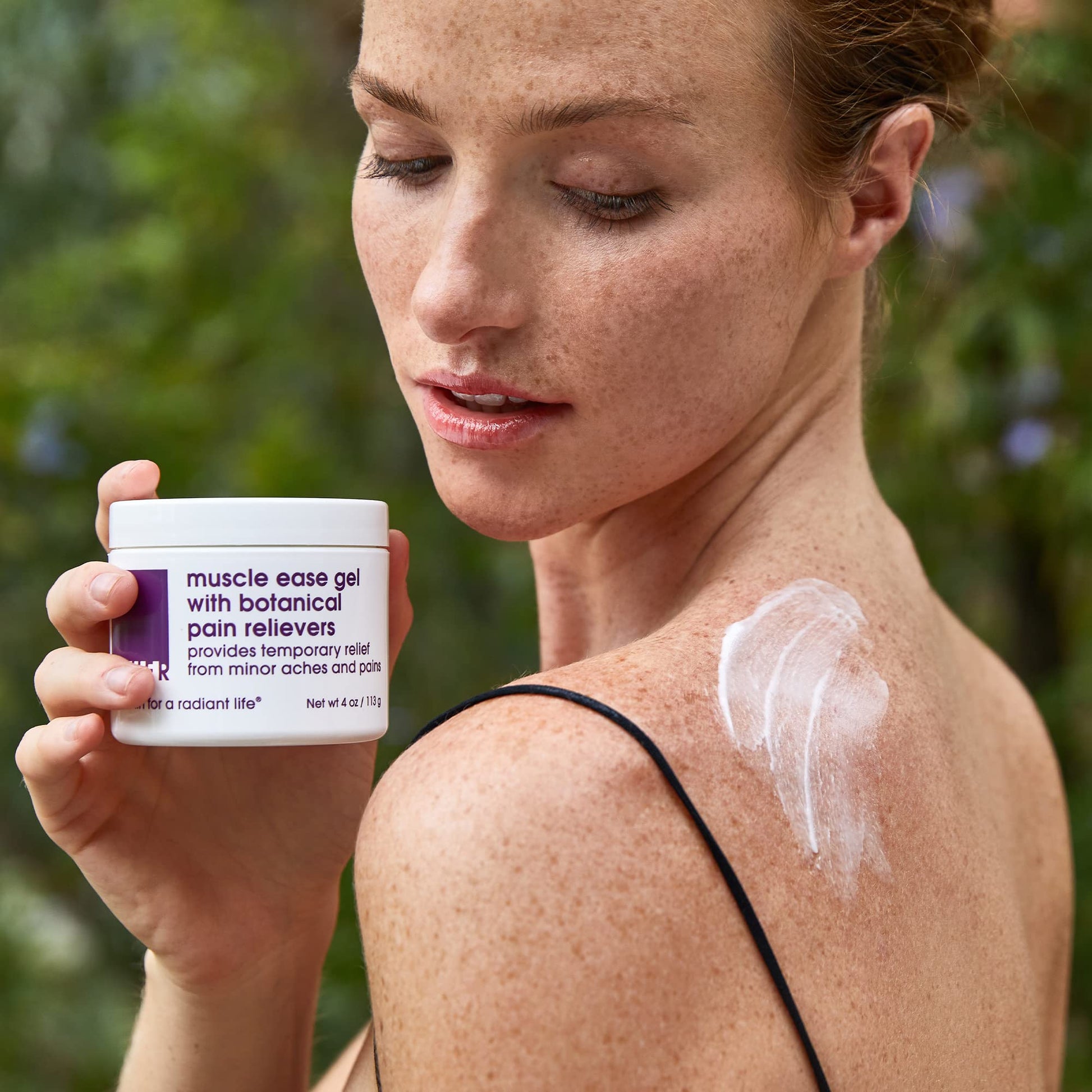 LATHER Muscle Pain Relief Gel - Muscle Therapy to Aid Muscle Soreness - Fast Acting Gel with Menthol Helps Ease Back Pain Relief, Neck Pain Relief, Knee Pain Relief, Lower Back Pain Relief - 4 Oz - Maple Wellness Supplements