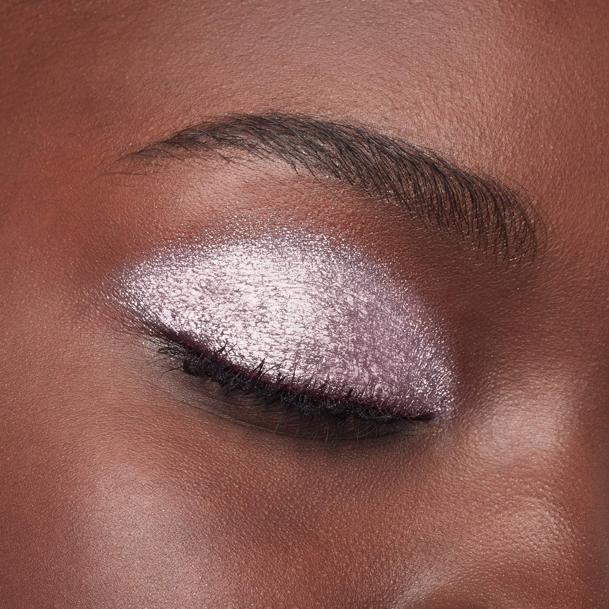 L'Oreal Paris Brilliant Eyes Shimmer Liquid Eye Shadow, Longwearing Lasting Shimmer, Crease Resistant, Flake-Proof, Precision Applicator, Quick Dry, Non-Greasy, Amethyst Quartz, 0.1 oz. - Maple Wellness Supplements